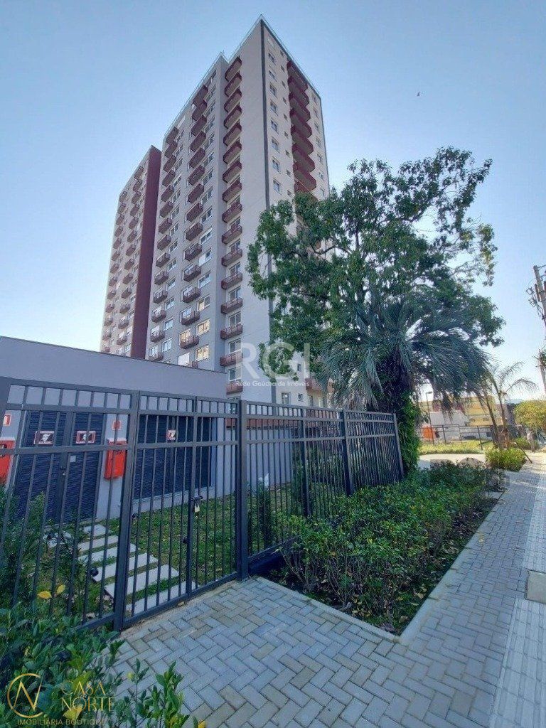 Apartamento à venda com 1 quarto, 26m², 1 vaga, Avenida dos Cubanos no bairro Partenon em Porto Alegre