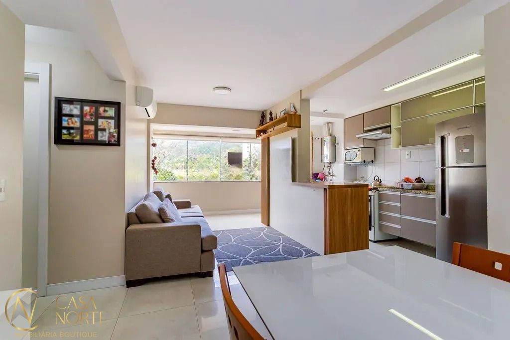 Apartamento à venda com 2 quartos, 64m², 1 suíte, 1 vaga, Rua Irmão Norberto Francisco Rauch no bairro Jardim Carvalho em Porto Alegre