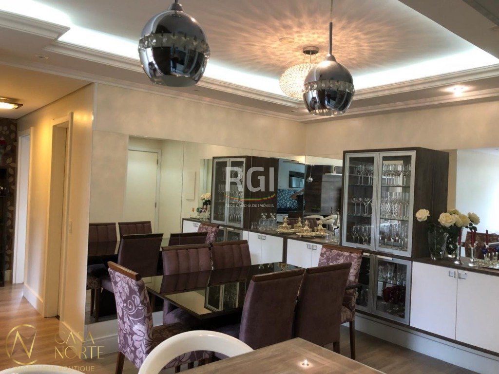 Apartamento à venda com 3 quartos, 73m², 1 suíte, 1 vaga, Rua Doutor Carlos Renato Rua Fonseca no bairro Jardim Sabará em Porto Alegre