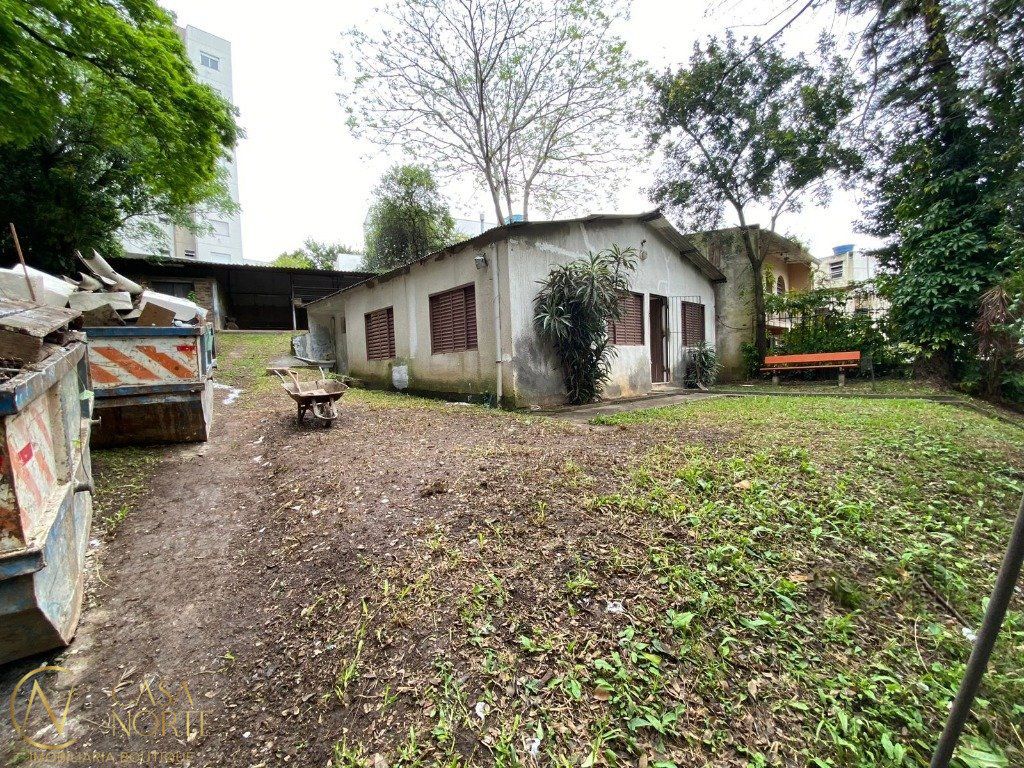 Terreno à venda  com 617m², Travessa Ouvidor no bairro Santo Antônio em Porto Alegre