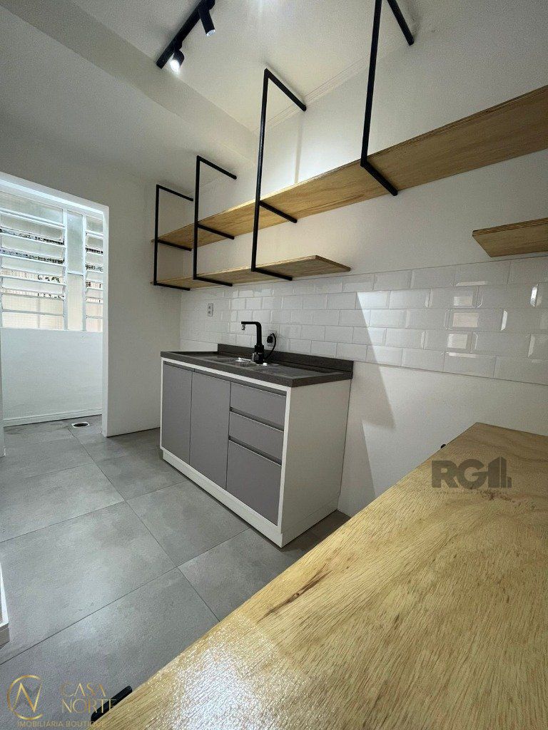 Apartamento à venda com 1 quarto, 40m², 1 vaga, Rua Artur Rocha no bairro Auxiliadora em Porto Alegre