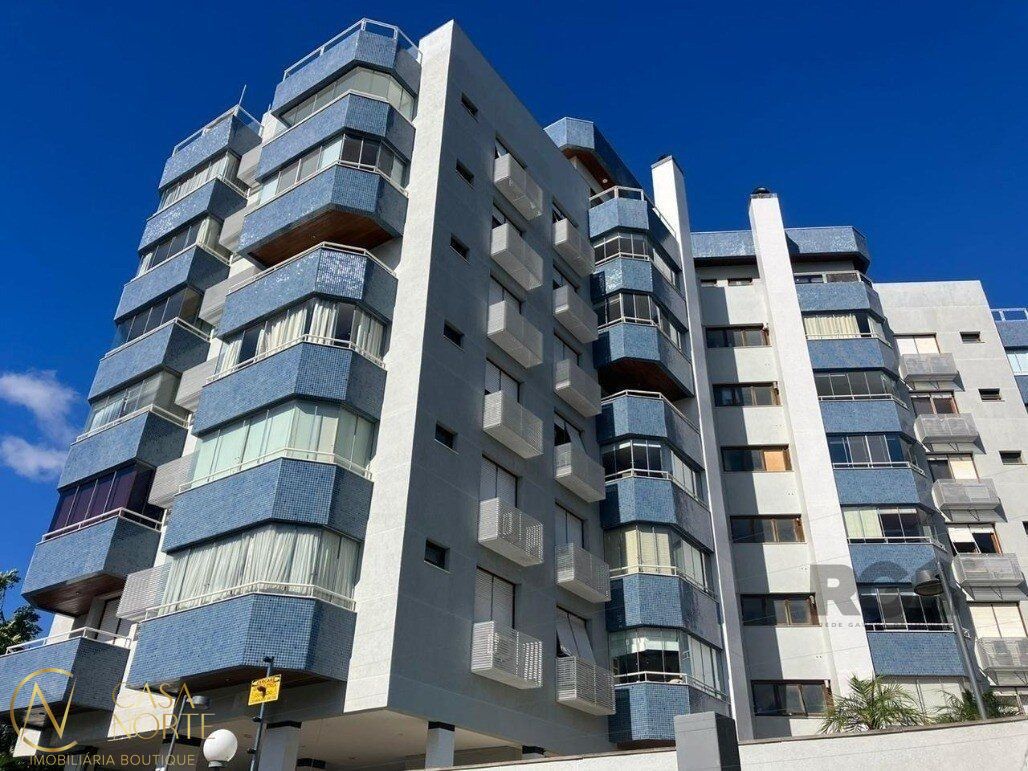 Cobertura à venda com 2 quartos, 234m², 2 suítes, 1 vaga, Rua Anita Garibaldi no bairro Boa Vista em Porto Alegre