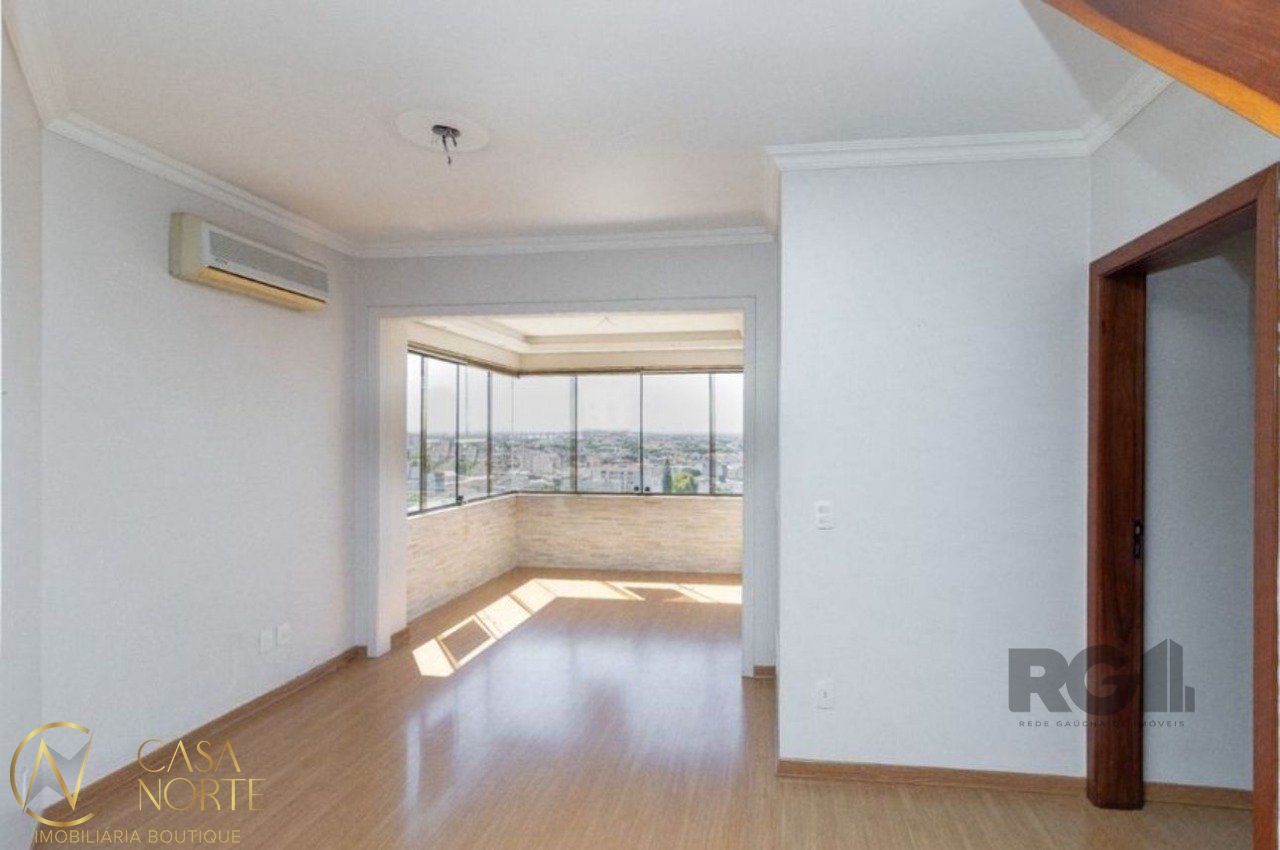 Cobertura à venda com 2 quartos, 180m², 1 suíte, 2 vagas, Rua Marquês do Pombal no bairro Moinhos de Vento em Porto Alegre
