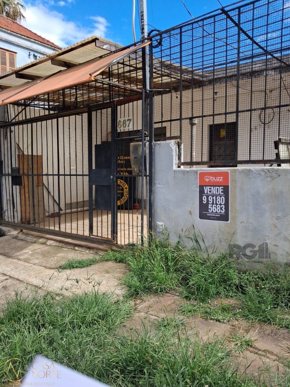 Casa à venda com 2 quartos, 198m², Rua São Nicolau no bairro Santa Maria Goretti em Porto Alegre