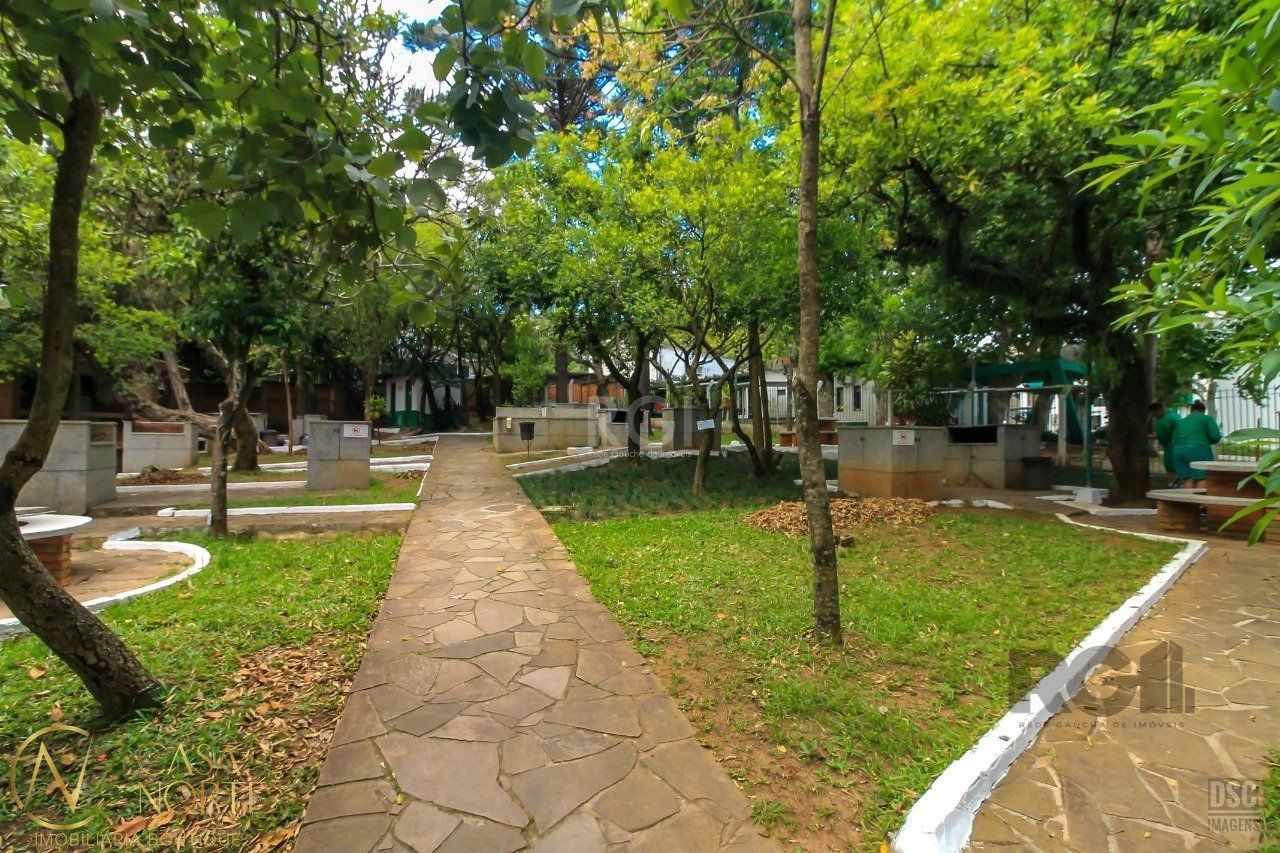 Apartamento à venda com 2 quartos, 60m², 1 vaga, Avenida Fábio Araújo Santos no bairro Nonoai em Porto Alegre