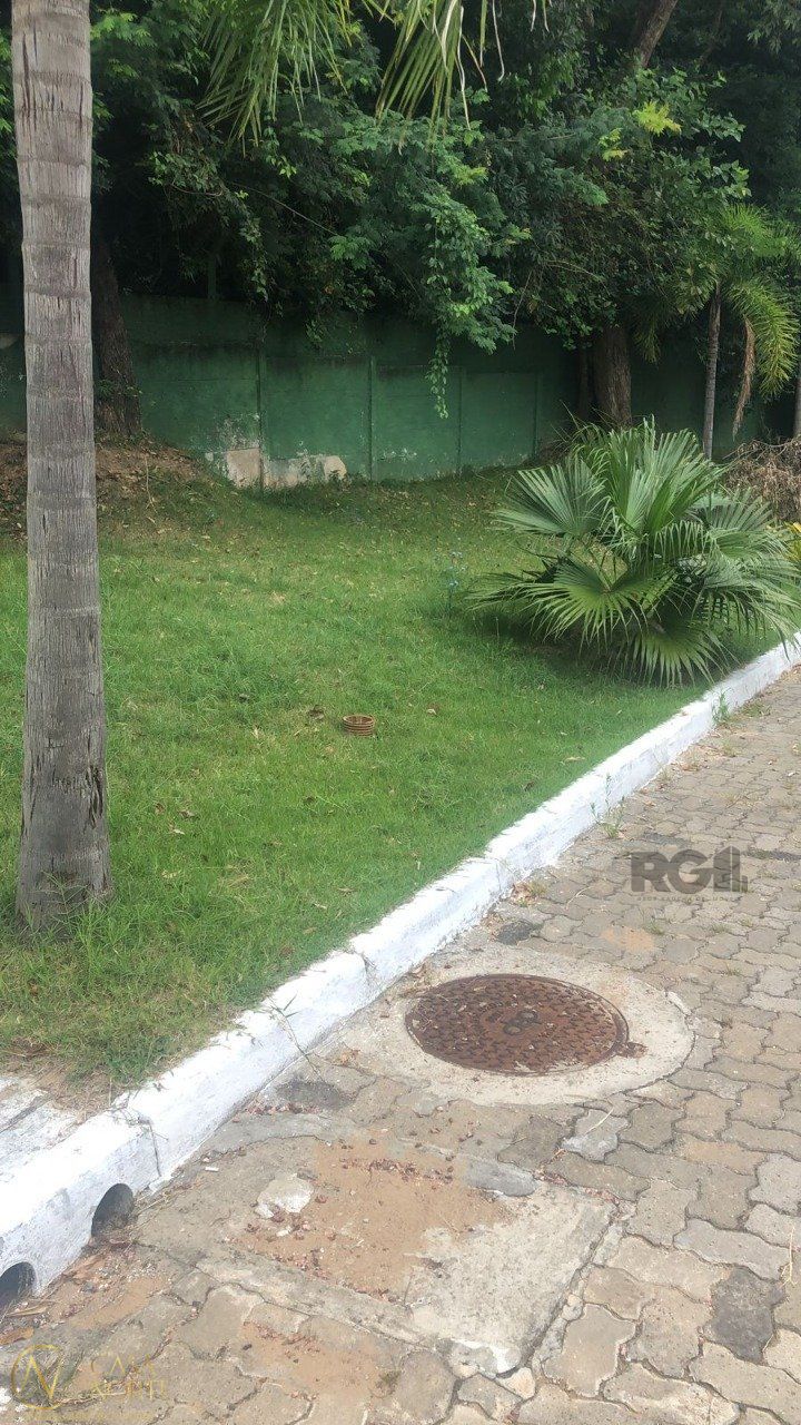 Terreno à venda , 237m², Rua Manuele Cristiane Gonçalves no bairro Vila Nova em Porto Alegre