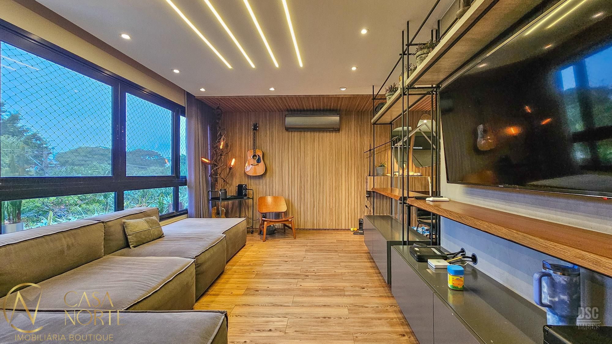 Apartamento à venda com 3 quartos, 84m², 1 suíte, 2 vagas, Rua Marechal Hermes no bairro Tristeza em Porto Alegre