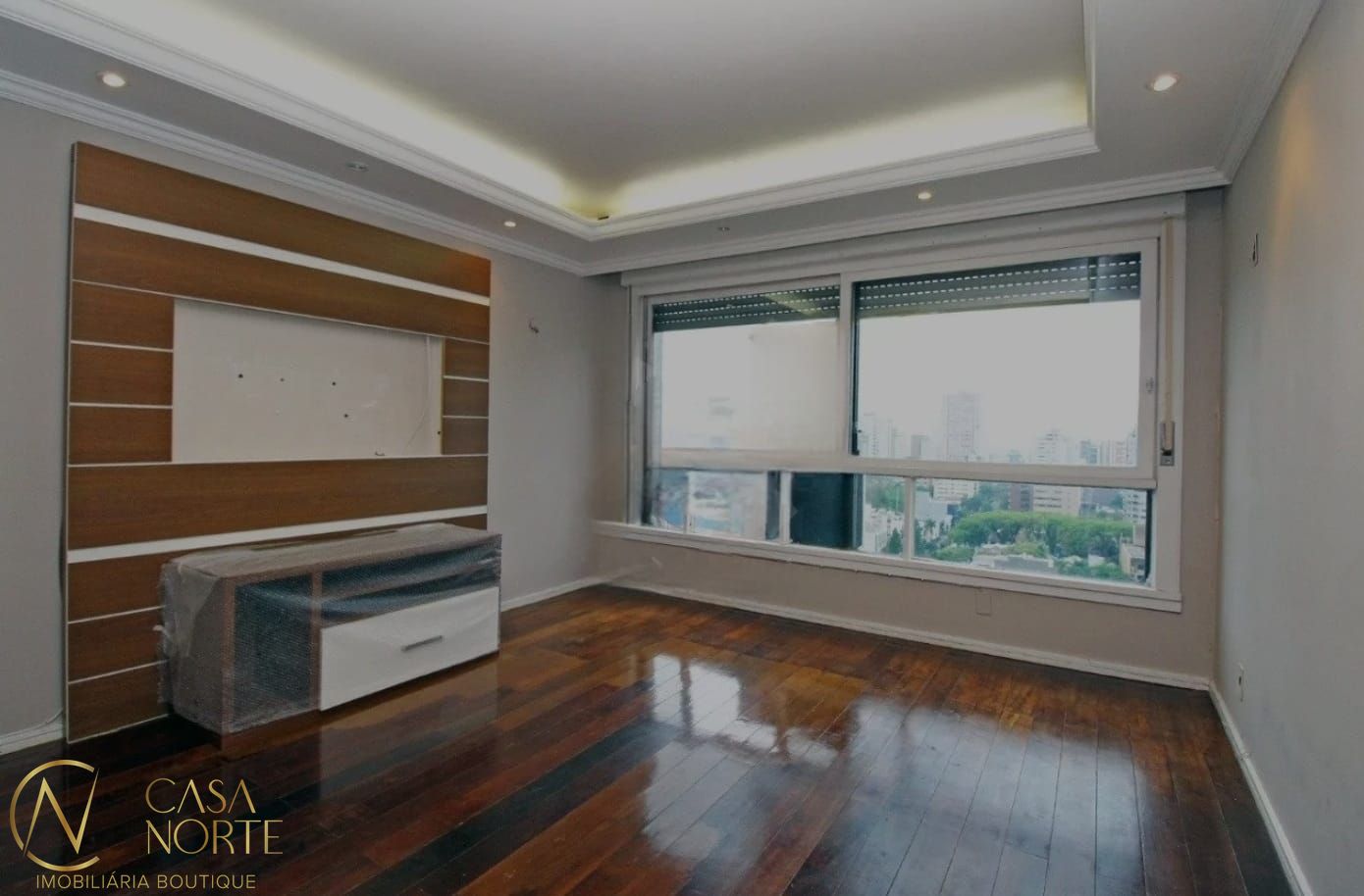 Apartamento à venda com 3 quartos, 121m², 1 suíte, 1 vaga, Rua Quintino Bocaiúva no bairro Floresta em Porto Alegre
