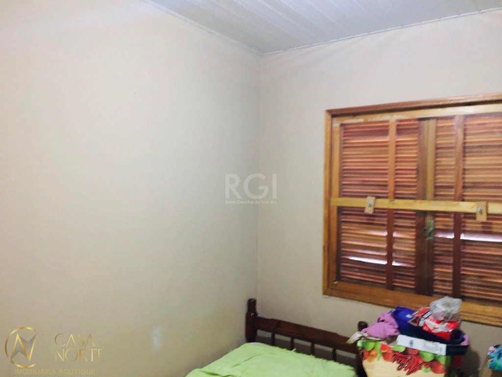 Casa à venda com 3 quartos, 45m², Avenida Pinheiro Borda no bairro Cristal em Porto Alegre