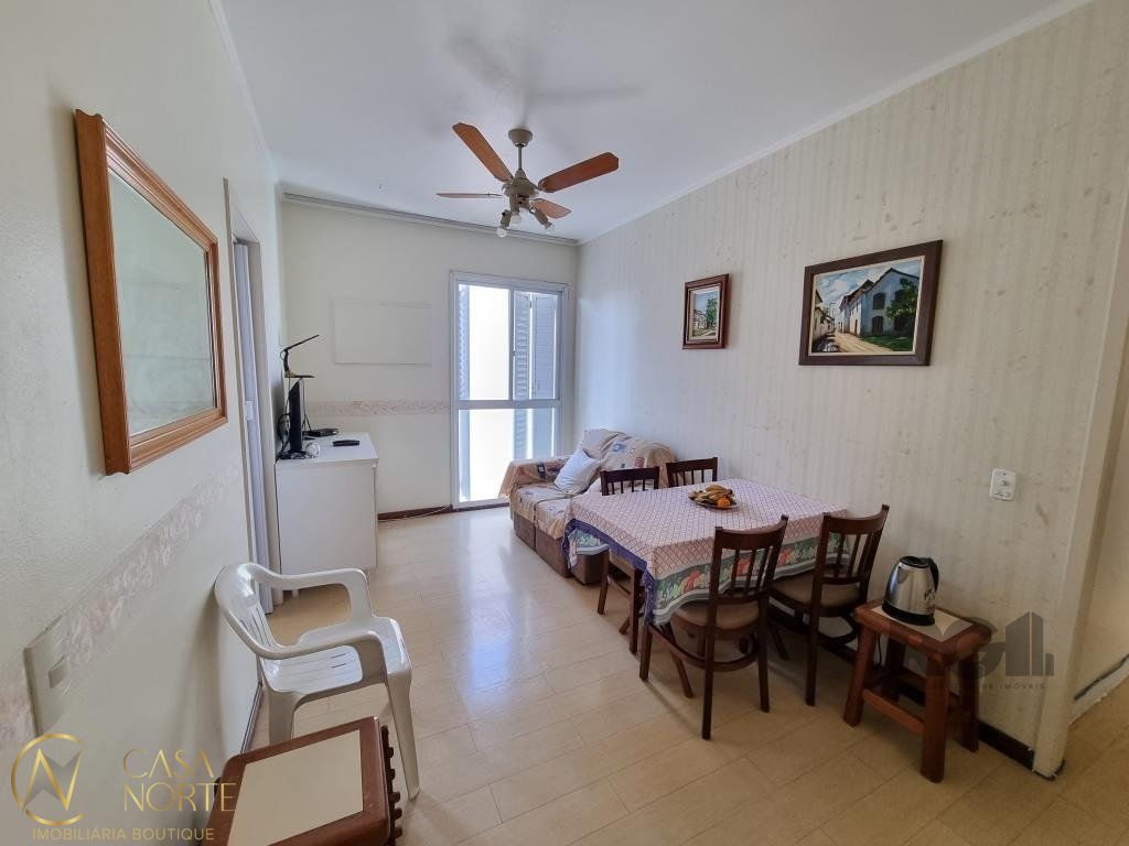 Apartamento à venda com 2 quartos, 58m², Avenida Mercedes no bairro Floresta em Porto Alegre