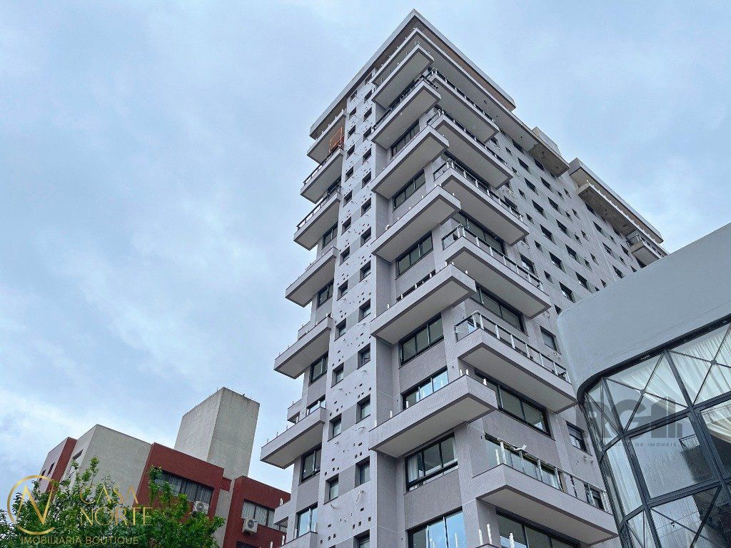 Apartamento à venda com 2 quartos, 85m², 2 suítes, 2 vagas, Rua Gonçalves Dias no bairro Menino Deus em Porto Alegre
