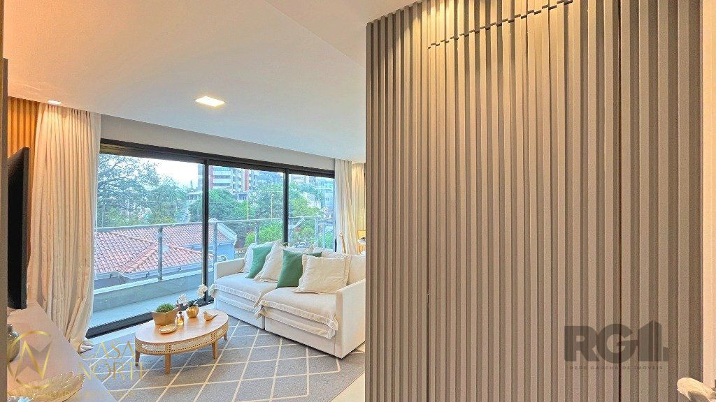 Apartamento à venda com 3 quartos, 100m², 1 suíte, 2 vagas, Rua Gonçalves Dias no bairro Menino Deus em Porto Alegre