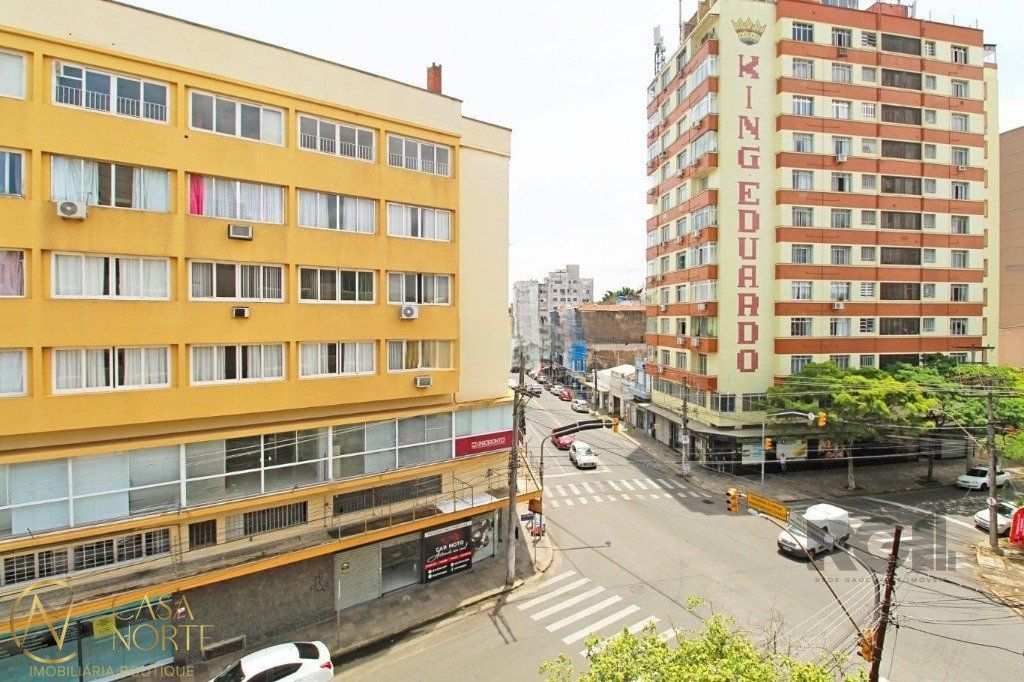 Apartamento à venda com 3 quartos, 127m², Rua Quintino Bandeira no bairro São Geraldo em Porto Alegre