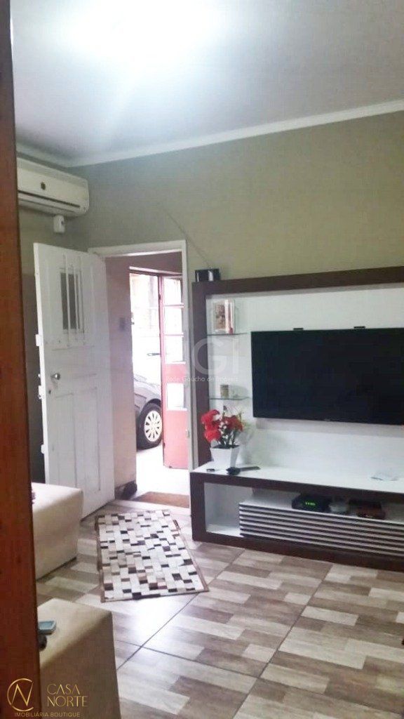 Apartamento à venda com 2 quartos, 49m², Avenida Bahia no bairro Navegantes em Porto Alegre