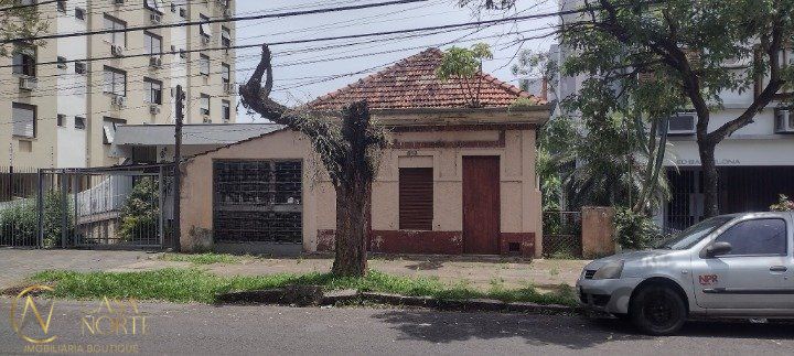 Terreno à venda  com 348m², Rua Carlos Von Koseritz no bairro São João em Porto Alegre