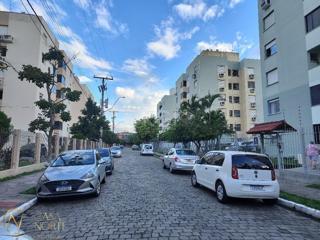 Apartamento à venda com 2 quartos, 53m², 1 vaga, Rua Professor Joaber Pereira no bairro Sarandi em Porto Alegre
