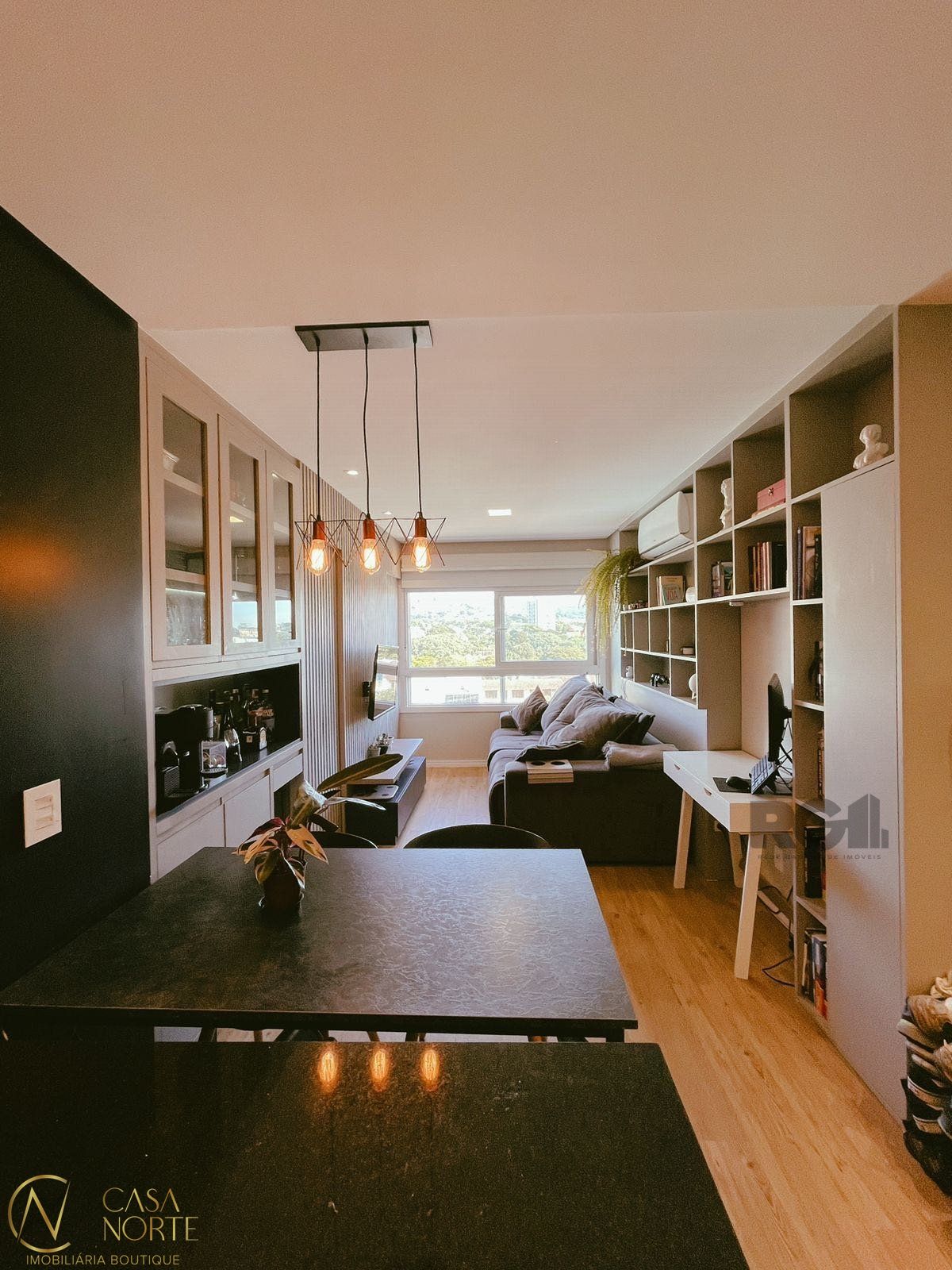 Studio à venda com 1 quarto, 37m², 1 suíte, 1 vaga, Avenida Ipiranga no bairro Partenon em Porto Alegre