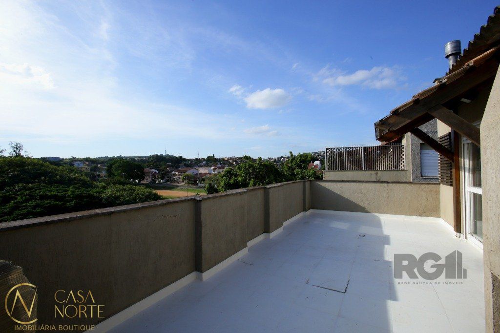 Cobertura à venda com 2 quartos, 115m², 2 vagas, Rua Santa Flora no bairro Nonoai em Porto Alegre
