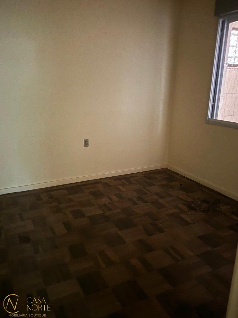 Apartamento à venda com 1 quarto, 35m², Rua Eça de Queiroz no bairro Petrópolis em Porto Alegre