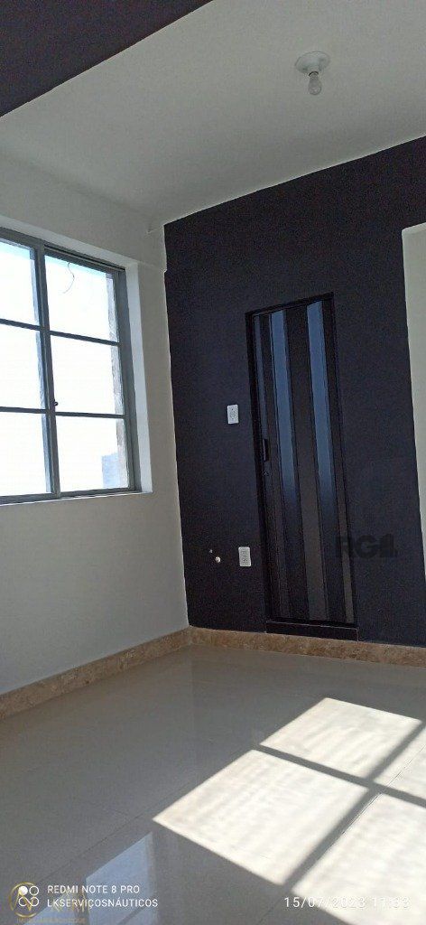 Sala Comercial à venda , 23m², Rua Vigario José Inácio no bairro Centro Histórico em Porto Alegre