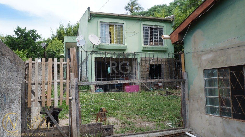 Casa à venda com 3 quartos, 280m², 3 vagas, Beco do David no bairro Lomba do Pinheiro em Porto Alegre
