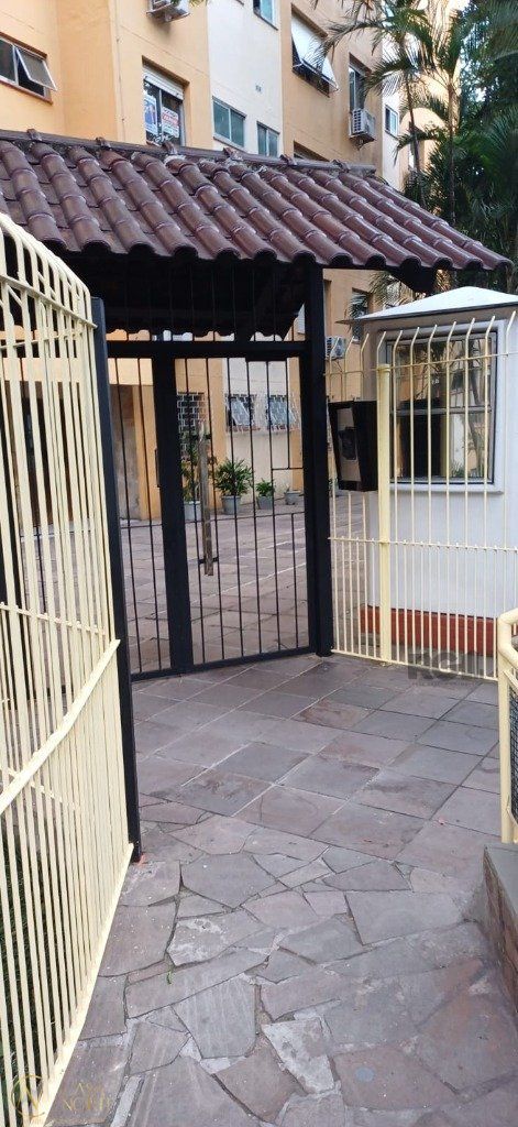 Apartamento à venda com 1 quarto, 43m², 1 vaga, Rua Doutor Otávio Santos no bairro Jardim Sabará em Porto Alegre