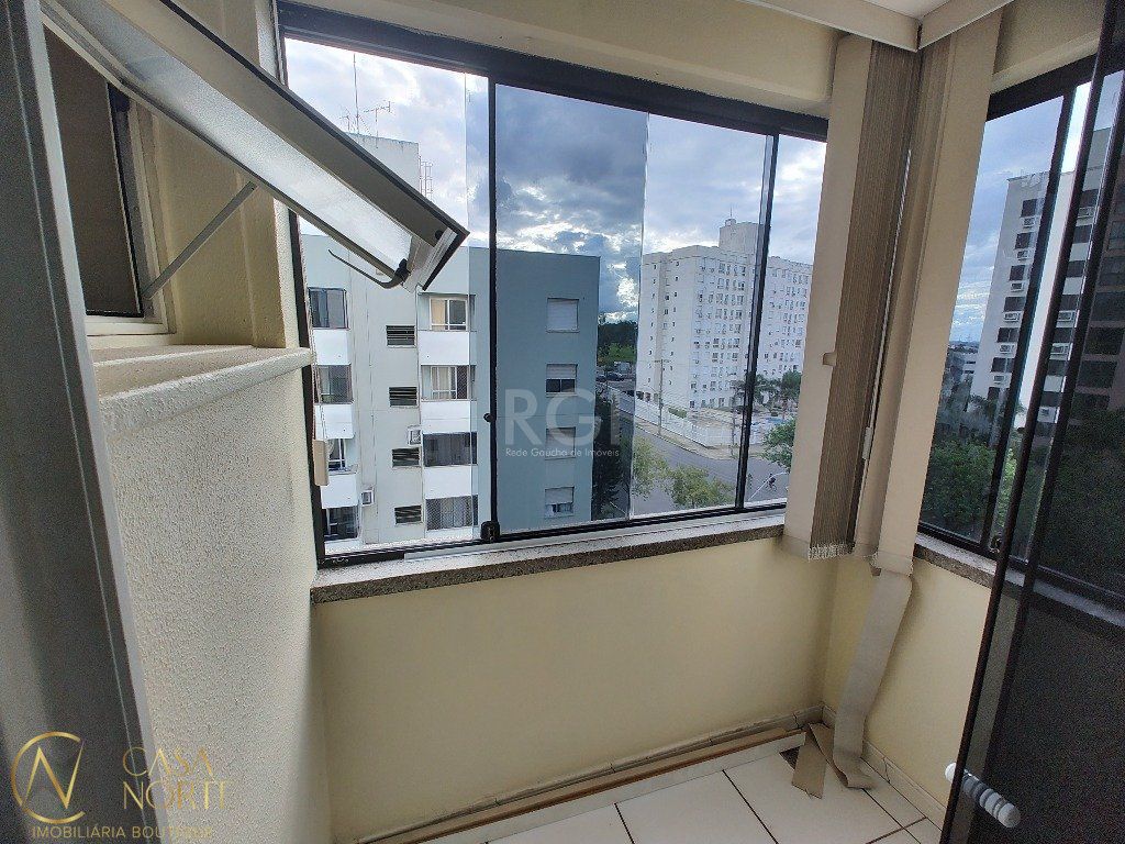 Apartamento à venda com 2 quartos, 53m², 1 vaga, Rua Professor Joaber Pereira no bairro Sarandi em Porto Alegre