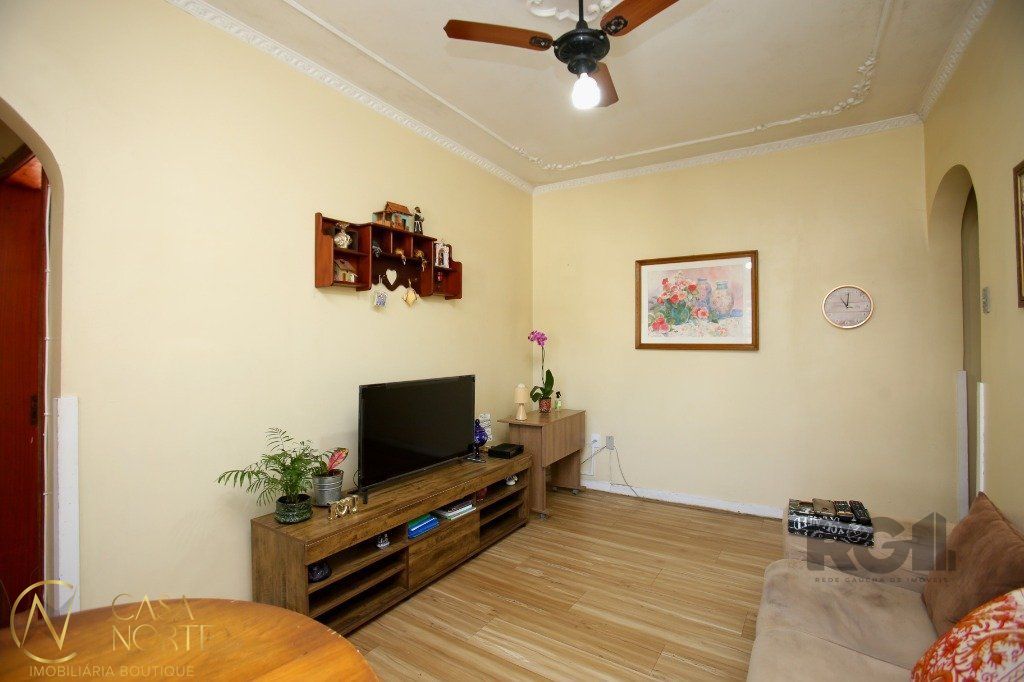 Apartamento à venda com 2 quartos, 56m², Rua Marquês do Pombal no bairro Moinhos de Vento em Porto Alegre