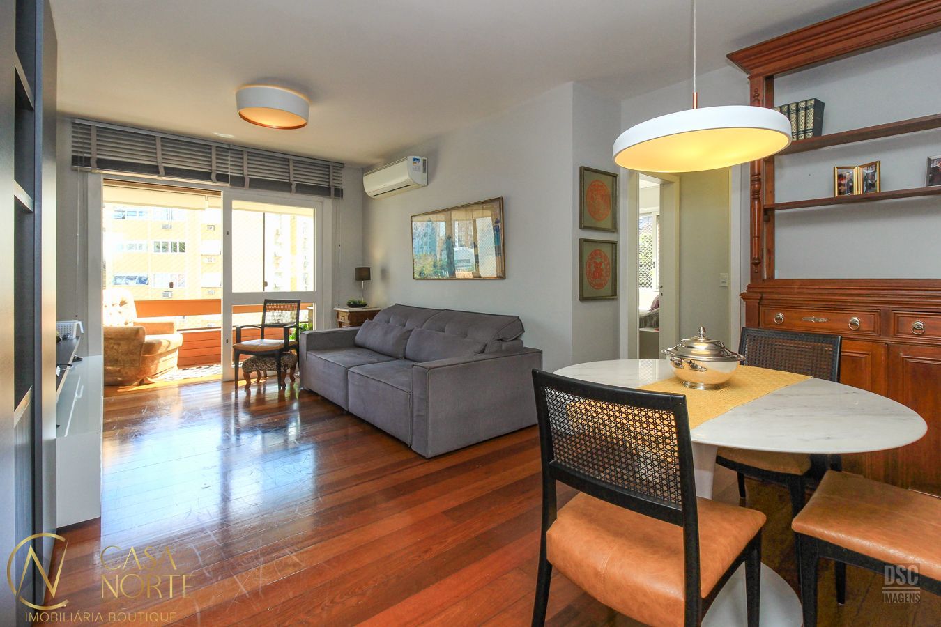 Apartamento à venda com 2 quartos, 85m², 1 vaga, Rua José de Alencar no bairro Menino Deus em Porto Alegre