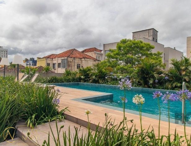 Apartamento à venda com 3 quartos, 112m², 1 suíte, 2 vagas, Rua Costa no bairro Menino Deus em Porto Alegre