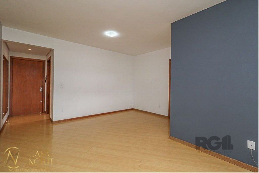 Apartamento à venda com 3 quartos, 96m², 1 suíte, 1 vaga, Avenida General Barreto Viana no bairro Chácara das Pedras em Porto Alegre