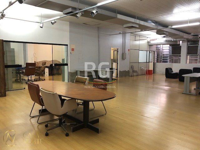 Prédio Comercial à venda , 508m², 4 vagas, Rua Conde de Porto Alegre no bairro Floresta em Porto Alegre