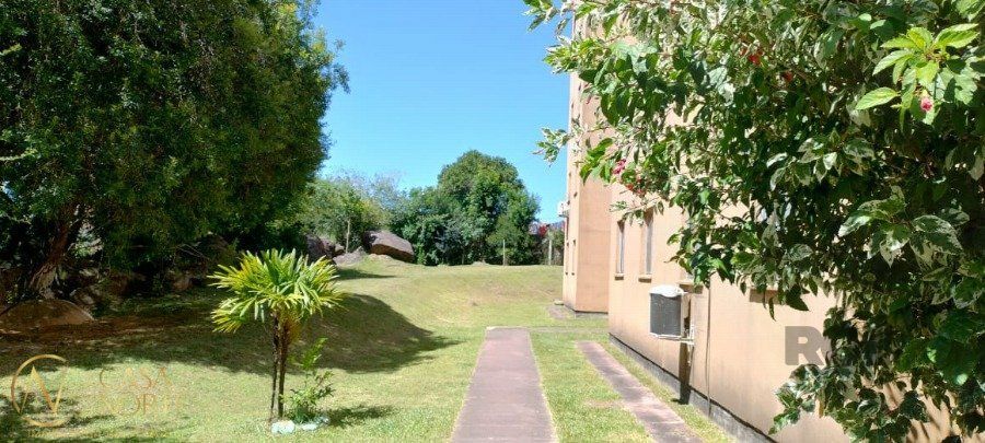 Apartamento à venda com 2 quartos, 39m², 1 vaga, Estrada João de Oliveira Remião no bairro Lomba do Pinheiro em Porto Alegre