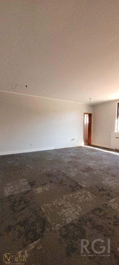 Sala Comercial à venda com 2 quartos, 43m², Rua Vinte e Quatro de Outubro no bairro Moinhos de Vento em Porto Alegre