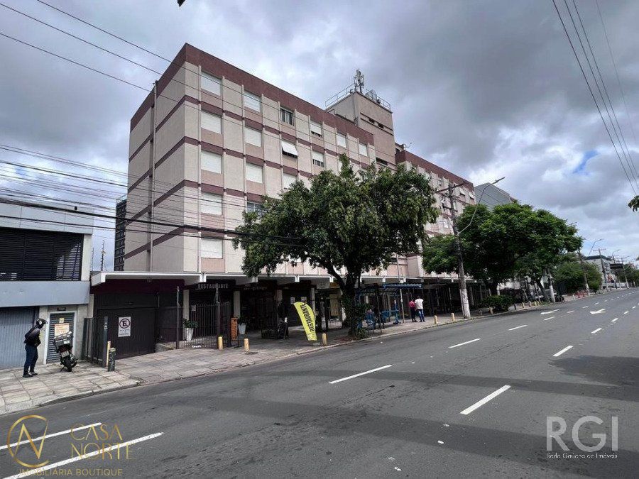 Apartamento à venda com 1 quarto, 32m², Avenida Ipiranga no bairro Azenha em Porto Alegre
