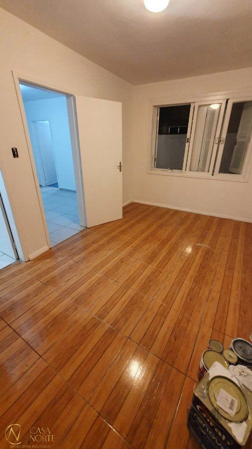 Apartamento à venda com 1 quarto, 37m², Rua Sete de Abril no bairro Floresta em Porto Alegre