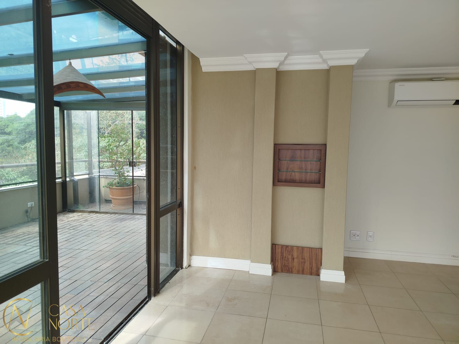 Apartamento à venda com 3 quartos, 174m², 3 suítes, 3 vagas, Rua Tito Lívio Zambecari no bairro Mont Serrat em Porto Alegre