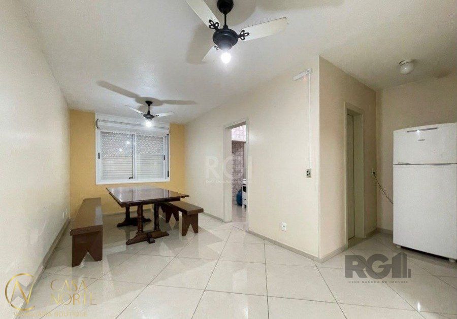 Apartamento à venda com 2 quartos, 72m², Rua Visconde de Pelotas no bairro Passo da Areia em Porto Alegre
