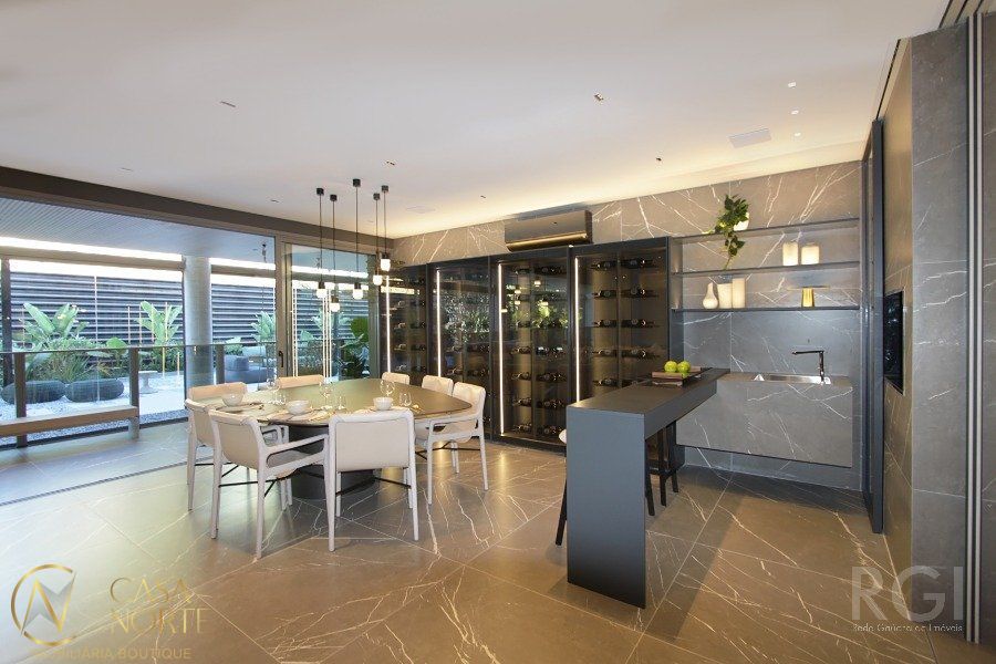 Apartamento à venda com 3 quartos, 231m², 3 suítes, 3 vagas, Rua Regente no bairro Petrópolis em Porto Alegre