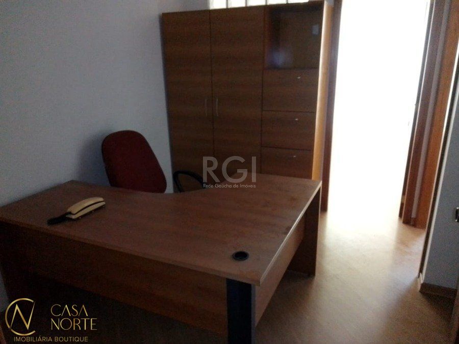 Sala Comercial à venda com 1 quarto, 48m², 1 vaga, Rua Antenor Lemos no bairro Menino Deus em Porto Alegre