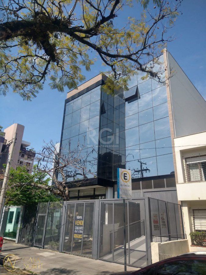 Sala Comercial à venda , 69m², 1 vaga, Avenida Bastian no bairro Menino Deus em Porto Alegre