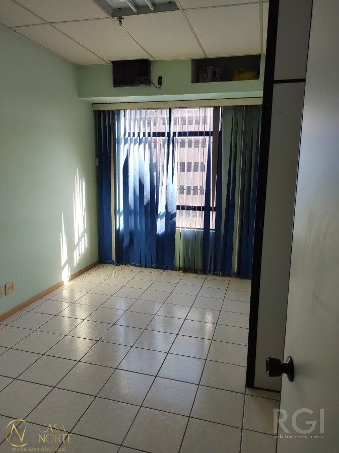 Sala Comercial à venda , 37m², Rua Carlos Silveira Martins Pacheco no bairro Cristo Redentor em Porto Alegre
