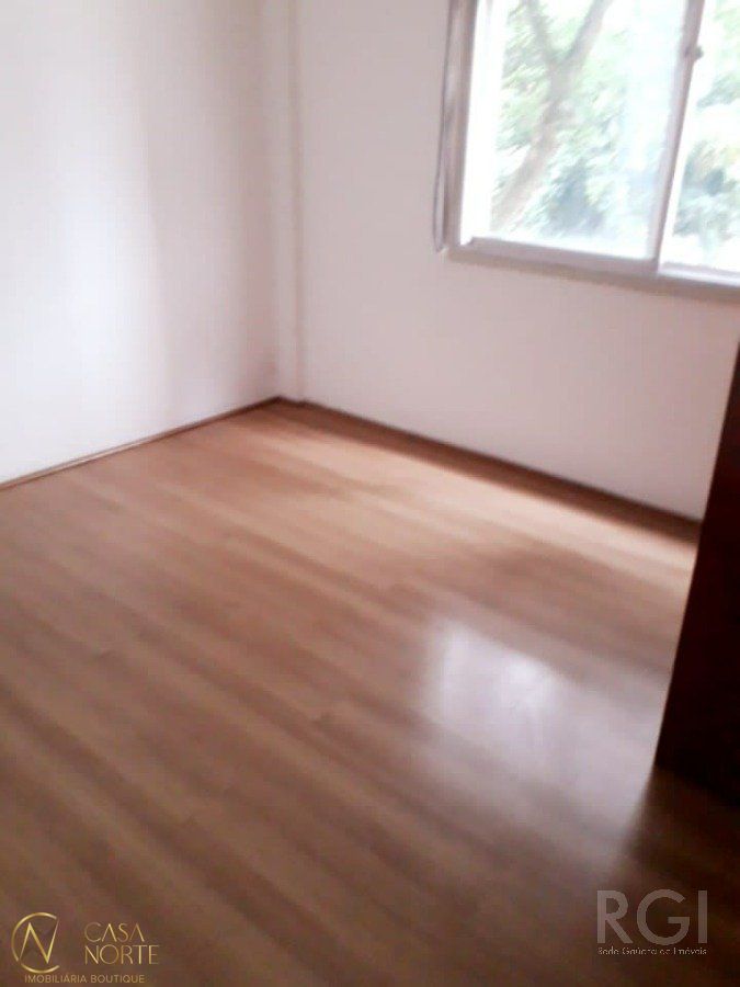 Apartamento à venda com 2 quartos, 60m², 1 vaga, Rua Doutor Campos Velho no bairro Cristal em Porto Alegre