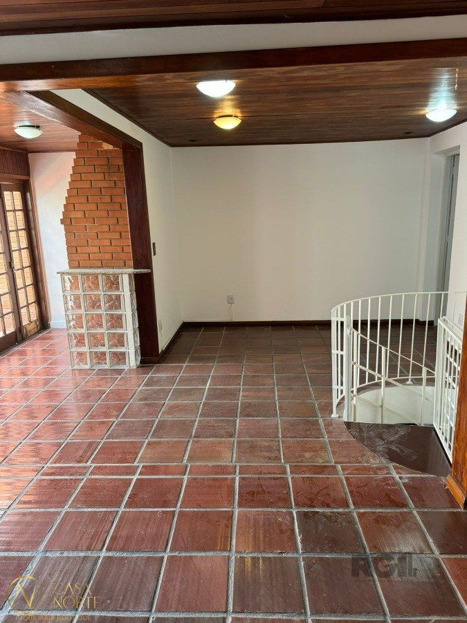 Cobertura à venda com 2 quartos, 117m², 1 vaga, Avenida Alegrete no bairro Petrópolis em Porto Alegre