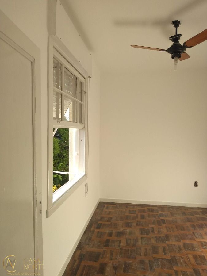 Apartamento à venda com 2 quartos, 71m², Rua Felipe Neri no bairro Auxiliadora em Porto Alegre