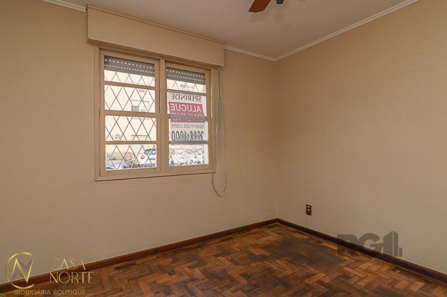 Apartamento à venda com 2 quartos, 50m², 1 vaga, Avenida Chui no bairro Cristal em Porto Alegre