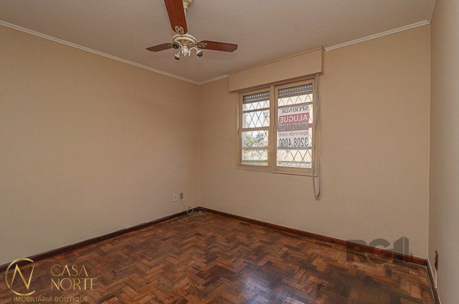 Apartamento à venda com 2 quartos, 50m², 1 vaga, Avenida Chui no bairro Cristal em Porto Alegre