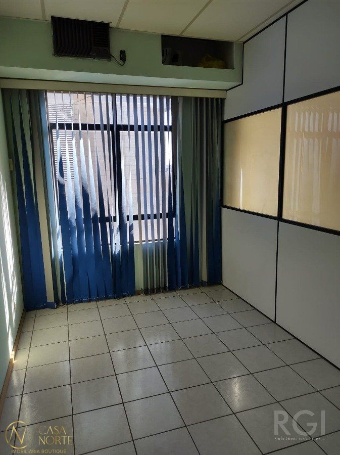 Sala Comercial à venda , 37m², Rua Carlos Silveira Martins Pacheco no bairro Cristo Redentor em Porto Alegre