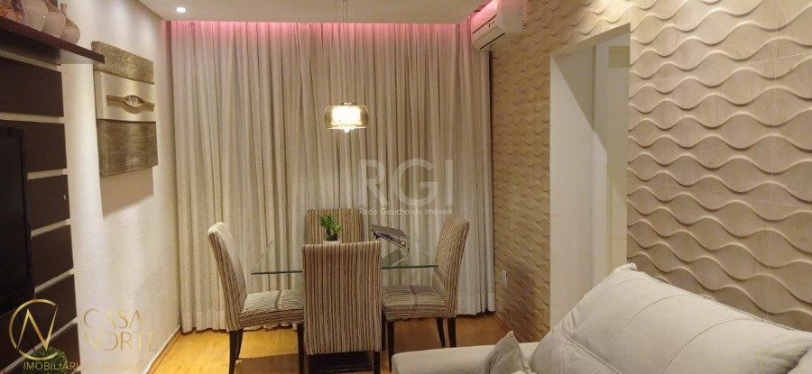 Apartamento à venda com 2 quartos, 56m², 1 vaga, Rua Professor João de Souza Ribeiro no bairro Humaitá em Porto Alegre