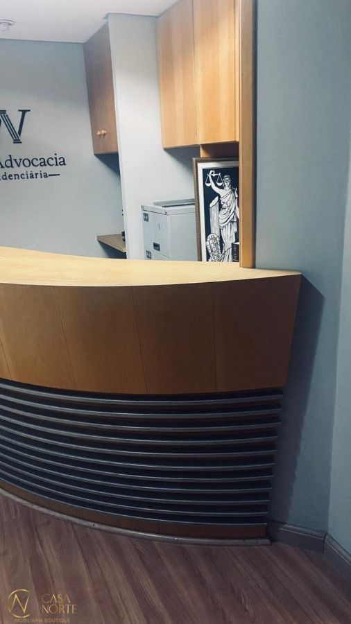 Sala Comercial à venda , 33m², Avenida Assis Brasil no bairro Passo da Areia em Porto Alegre